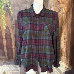 Plaid Button-Up Flannel Shirt